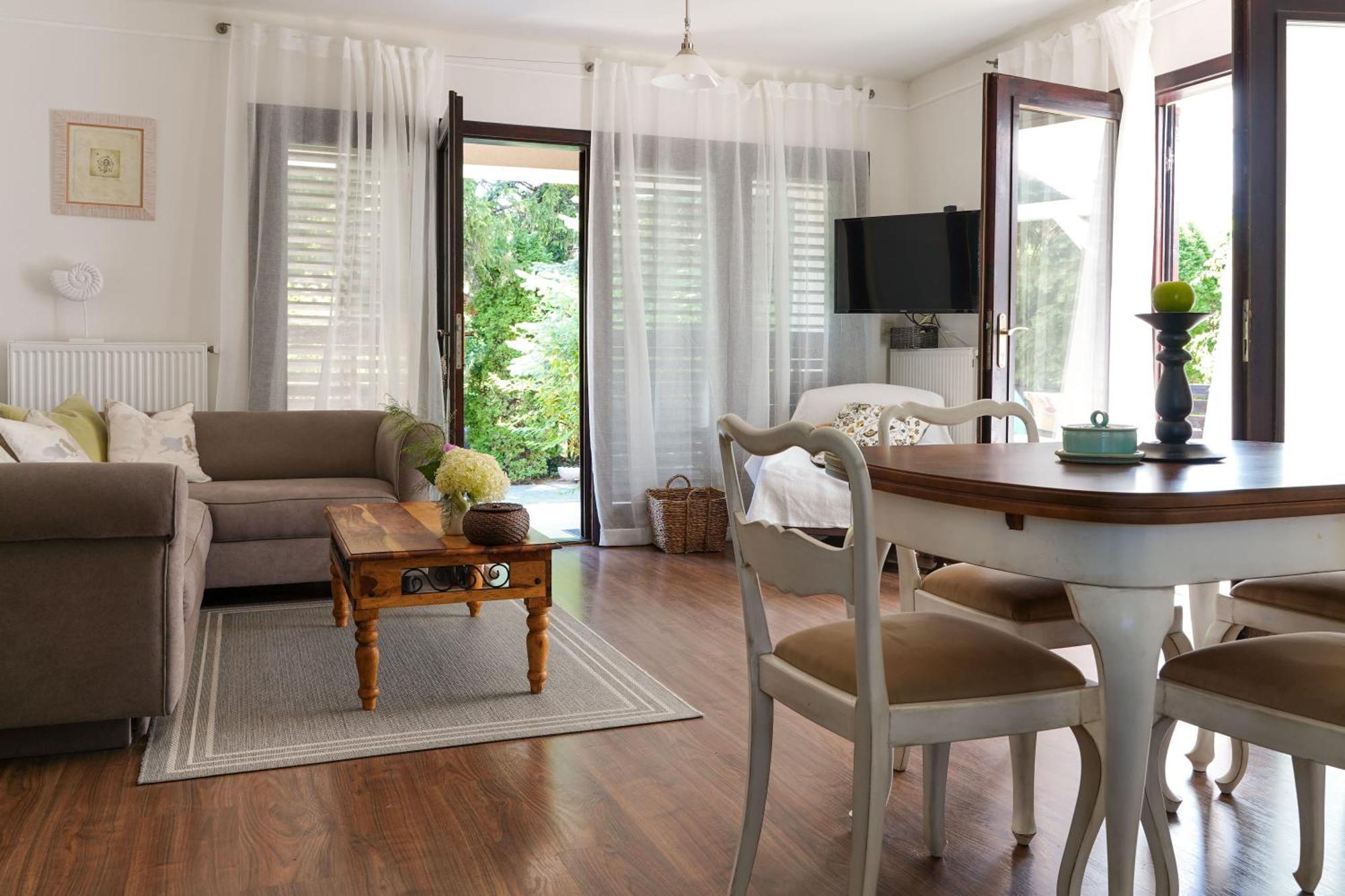 Weber Villa เจเนชดิแอช ภายนอก รูปภาพ